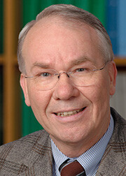 Dr. Wolfgang Lindstaedt